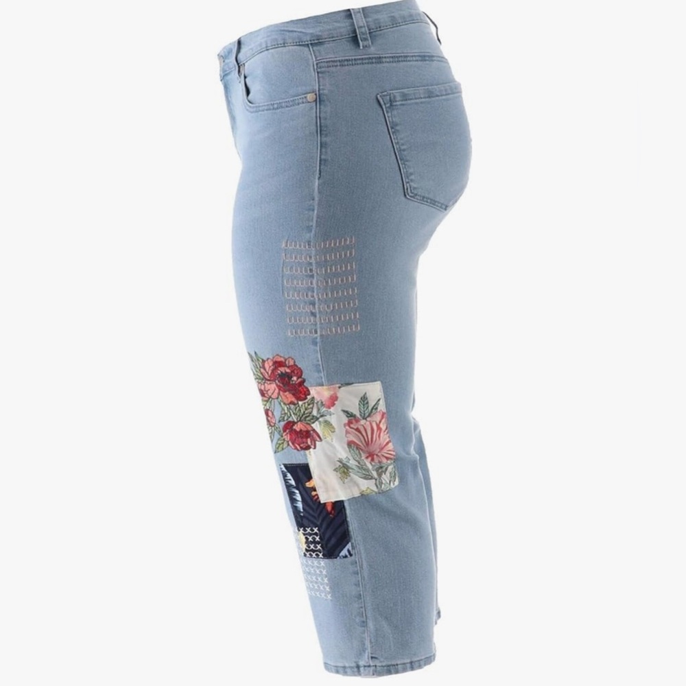 Diane Gilman Cropped Embroidered Jeans Women’s Size 10 Stretch Light Wash DG2 - Picture 11 of 17